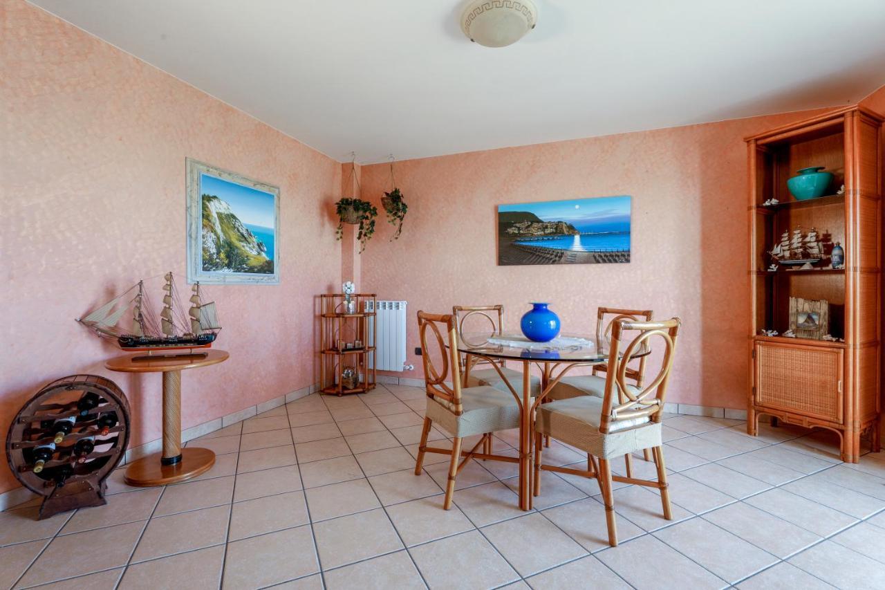 Le Terrazze Appartement Recanati Buitenkant foto